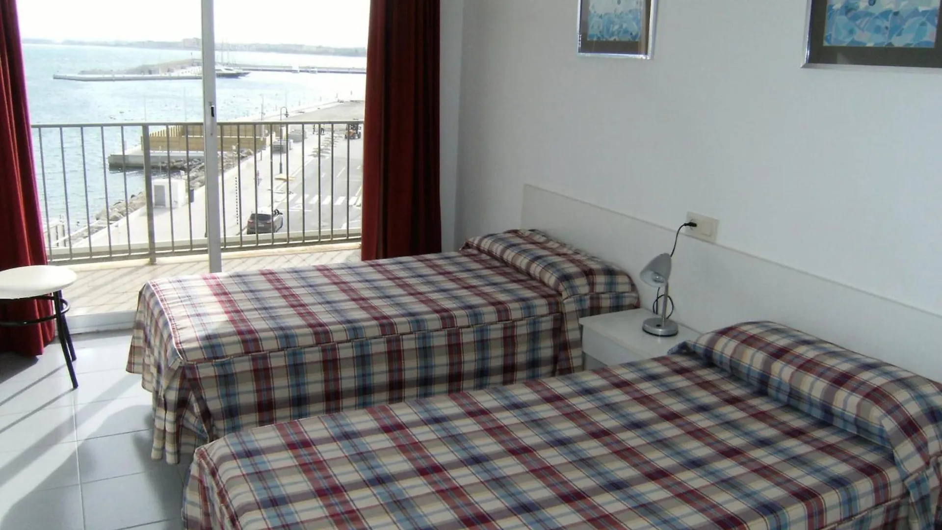 Nautic Exterior Apartment L'Estartit 0*,  Spain